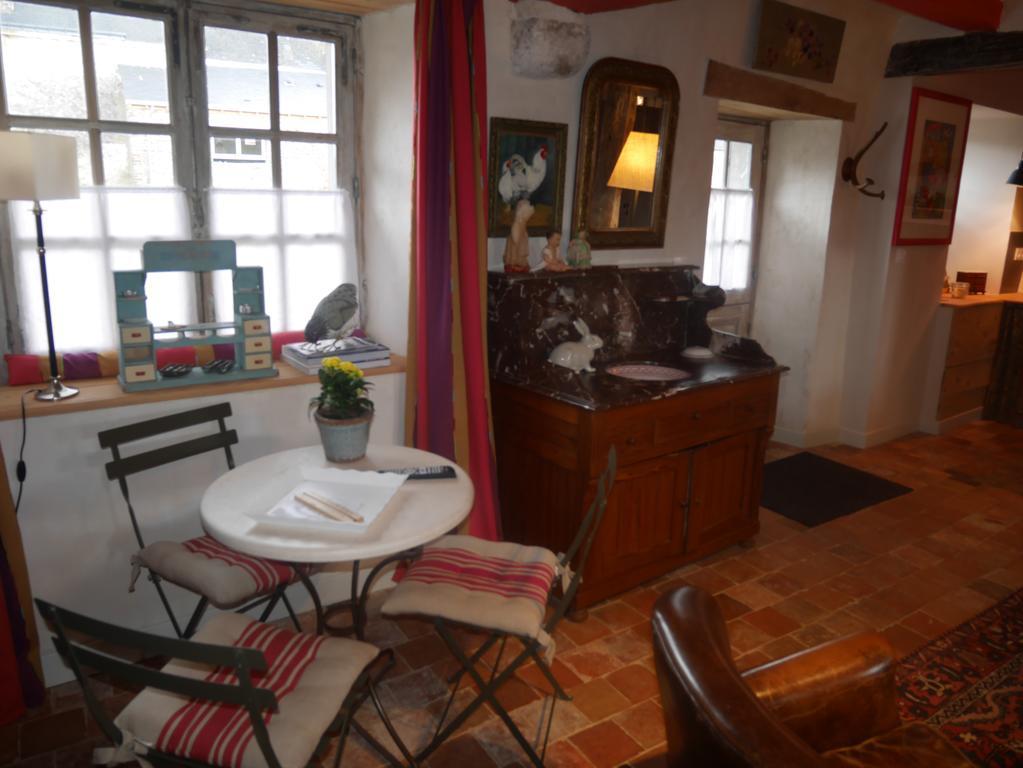 Le Vivier Hotel Challes Buitenkant foto