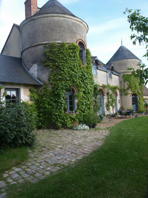 Le Vivier Hotel Challes Buitenkant foto