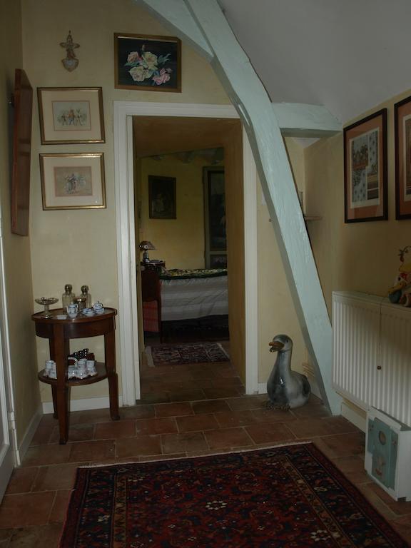 Le Vivier Hotel Challes Buitenkant foto
